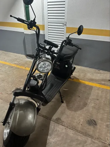 Moto Scooter Elétrica Chopper 3000W Seminova Bateria de Lítio Pouco Uso