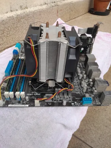 PLACA-ASUS-P8P67