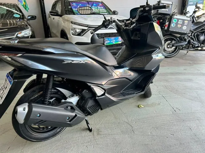 Honda PCX 160 DLX 2024