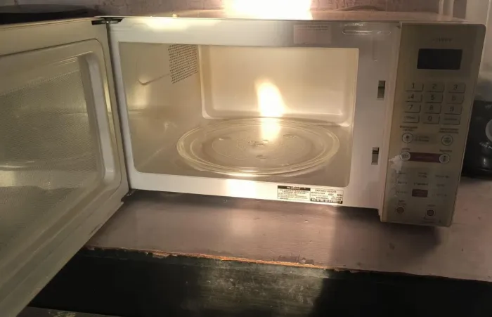Vende-se microondas funcionando