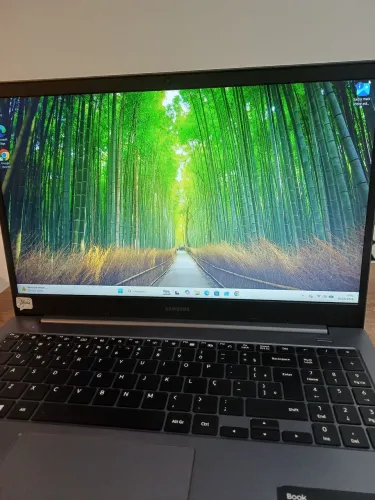 Notebook Samsung Book 550XDA | 8 GB RAM | SSD + HD | Windows 11