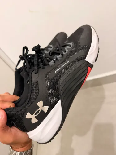 Tênis under armour Crossfit pouco uso