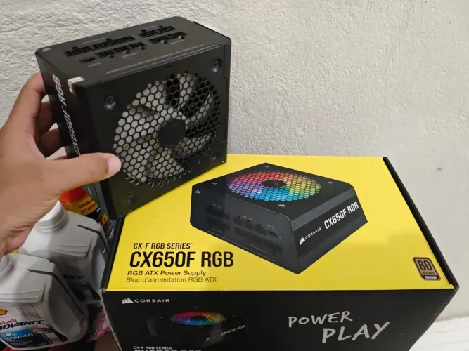 Fonte 650w Corsair modular