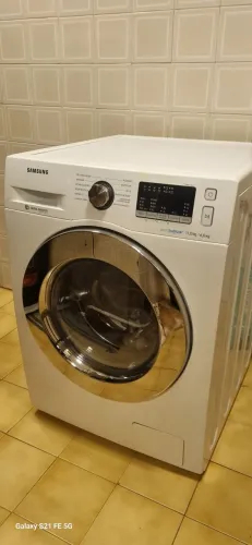 Lavadora e secadora de roupas Samsung