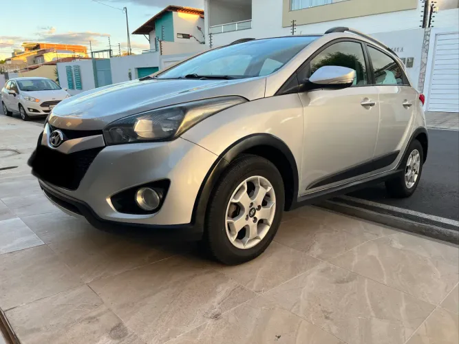 Hyundai HB20X Style 1.6 Flex 16V Mec. 2014