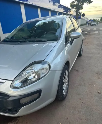 Fiat Punto Attractive 1.4 Fire Flex 8V 5P 2014