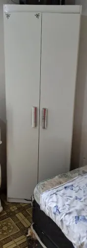 Armário para utensílios