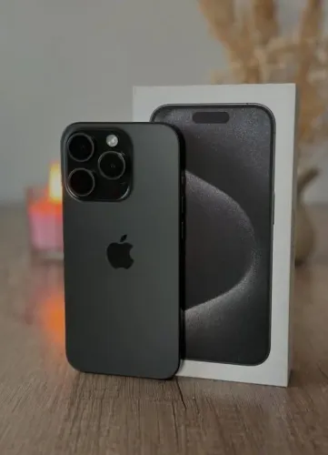 iPhone 15 pro Preto 256 GB 6 meses de garantia