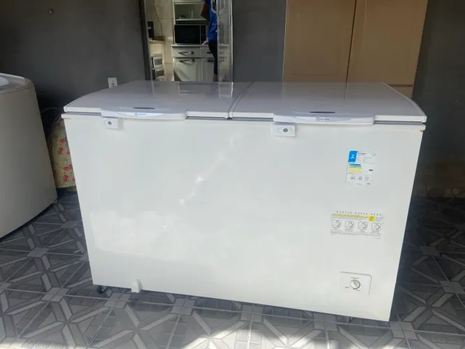 Vendo Freezer Electrolux 400 litros. Menos de 1 ano de uso