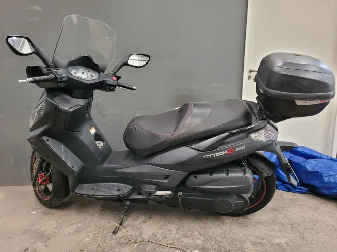 Dafra Citycom 300i 2018 - Preta - Licenciada 2025 - Impecável