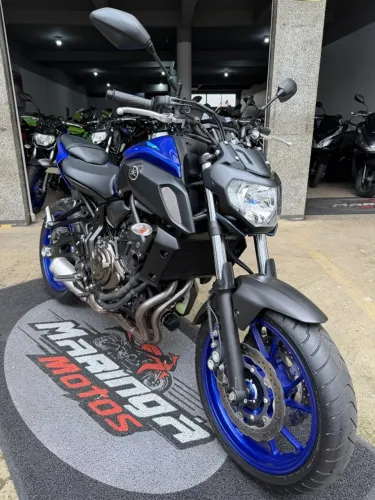 YAMAHA MT-07 2024 IMPECÁVEL - NA MARINGÁ MOTOS
