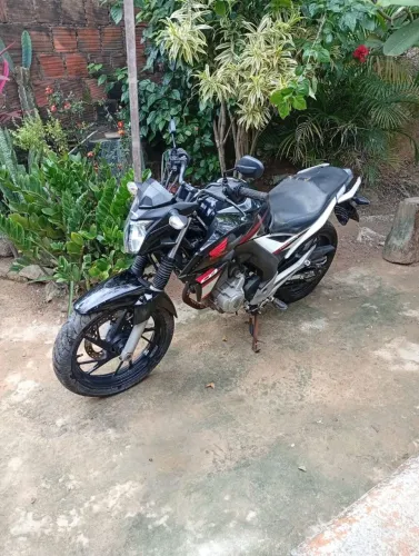 Vendo moto CB Twister 250
