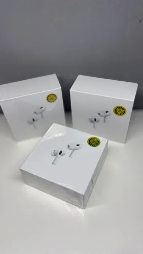 AirPods