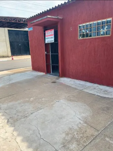 Aluga-se Apartamento: Sala e Cozinha conjugada + Área de serviço, 2 Quartos - 850 reais