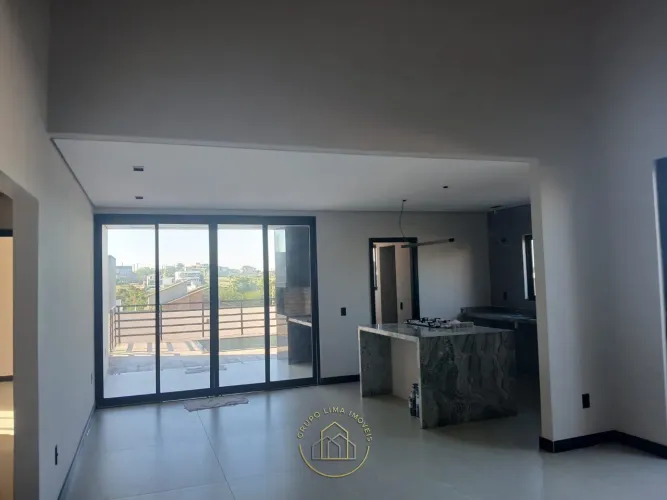 Alphaville - Casa à venda no Alphaville Residencial 2 em Rio das Ostras/RJ | 3 suítes, pis