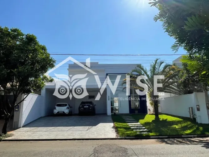 Casa exclusiva à venda em condomínio de luxo em Holambra - 4 suítes, moderna, pronta para