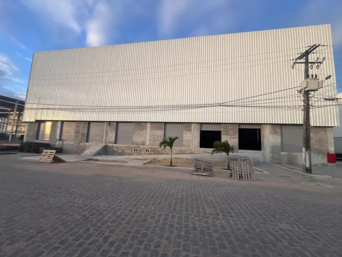 Galpão para Locação em Parnamirim, Parque de Exposições, 10 banheiros