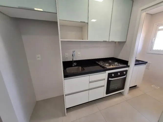 Ótimo Apartamento 1 Quarto com 2 Vagas à Venda no Córrego Grande - Florianópolis/SC