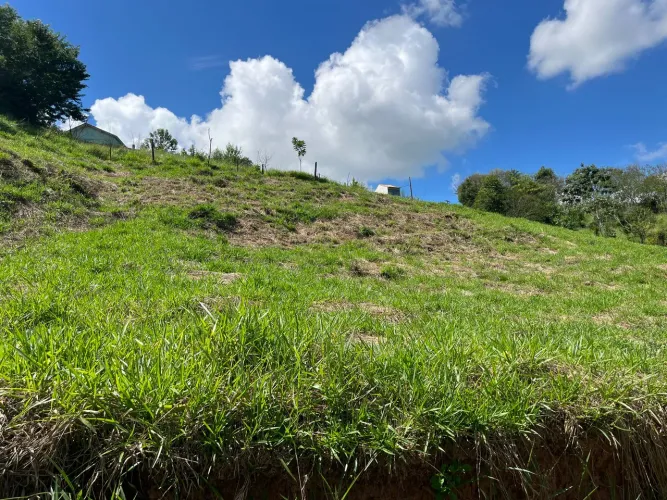 Lote para venda em São Lourenço MG