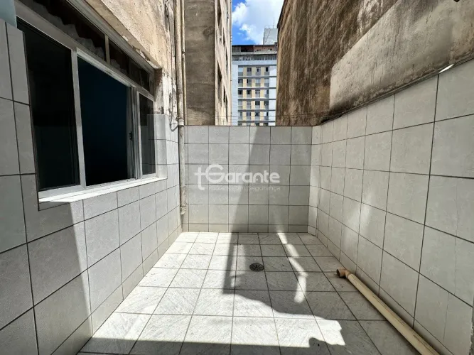 Apartamento de Quintal na Bela Vista, proximo da Futura Estação 14 Bis