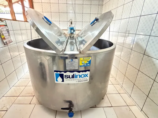 Tanque de refrigeração de leite - 2.000 litros