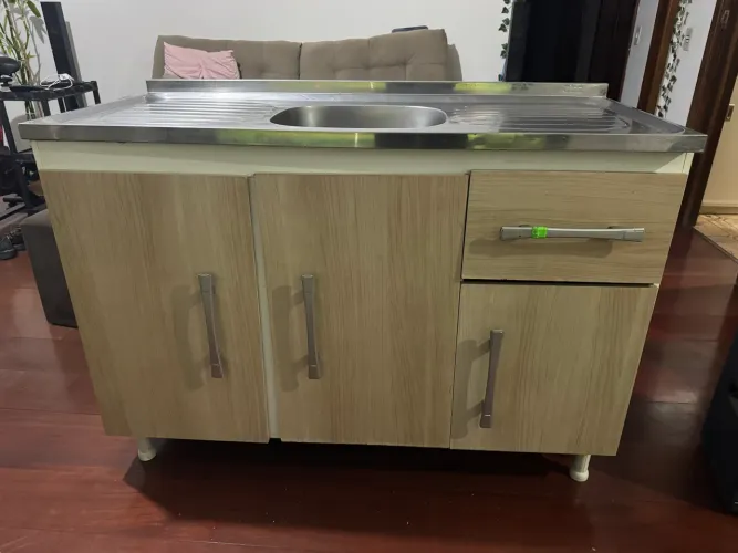 Pia de cozinha com balcão