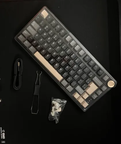 TECLADO ROYAL KLUDGE RK75 SWITCH MARROM