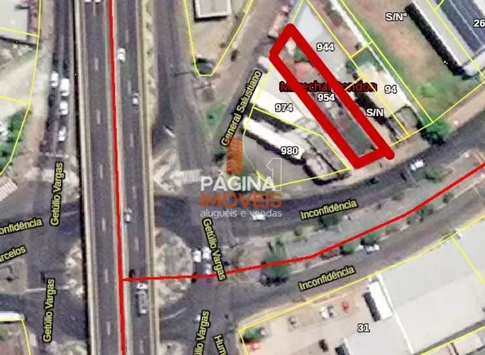 Página 1 Imóveis anuncia Terreno à Venda com duas frentes sendo uma para Av Inconfidência 