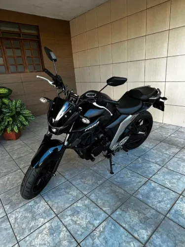 Yamaha Fazer FZ25 2022