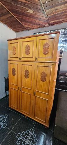 guarda roupa madeira com maleiro - entrego montado