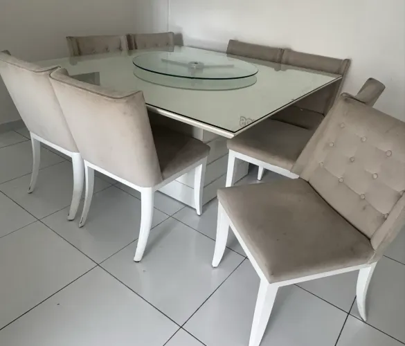 Mesa de Jantar Quadrada 8 cadeiras