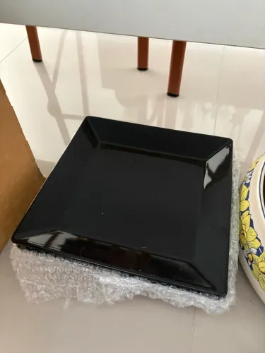Conjunto Pratos Quadrados Preto