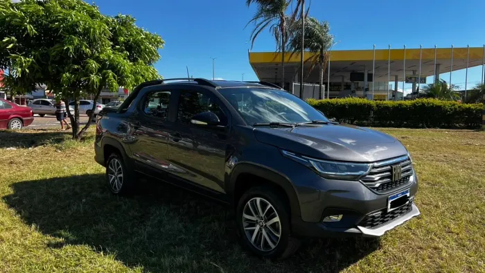 Fiat Strada Volcano 1.3 Flex 8V CD 2025