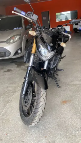 YAMAHA FIZER 250Cc