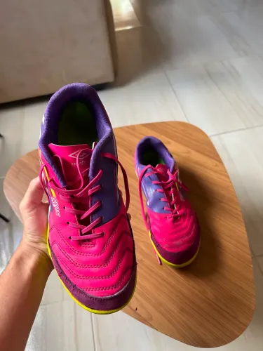 Tênis Futsal Umbro Pro 5 Club Rosa/Roxo