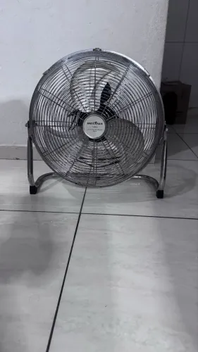 VENTILADOR TURBO BRITÂNIA P/ palco ou uso próprio 