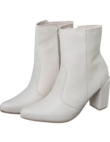 Bota bico fino