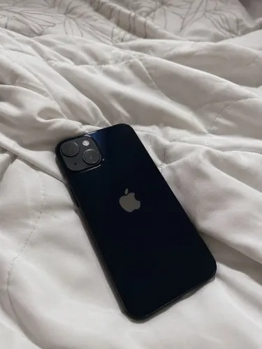 iPhone 13 meia noite 