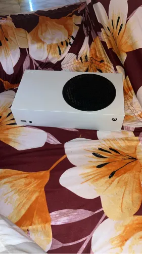 Troco Xbox series s em nitro 5 ou vendo