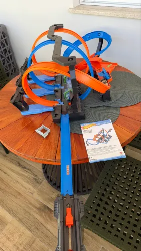 Pista de Percurso e Veículo - Hot Wheels - Corkscrew Crash - Mattel