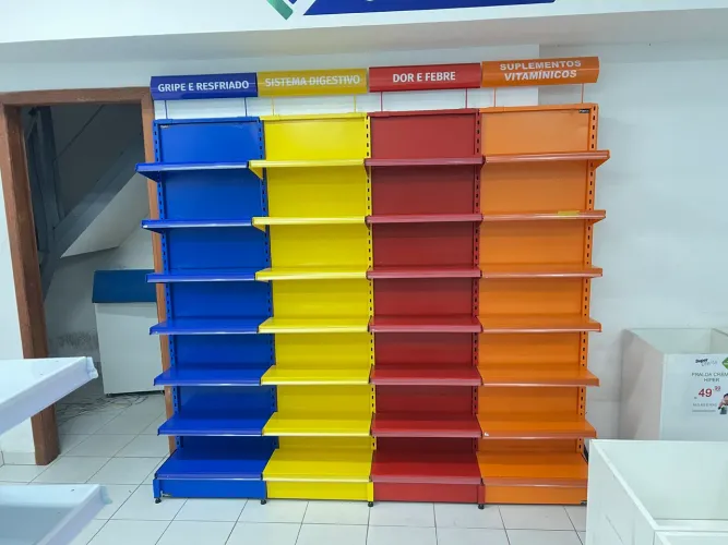 VENDO MÓVEIS PARA FARMACIA / DROGARIA - EXCELENTE ESTADO
