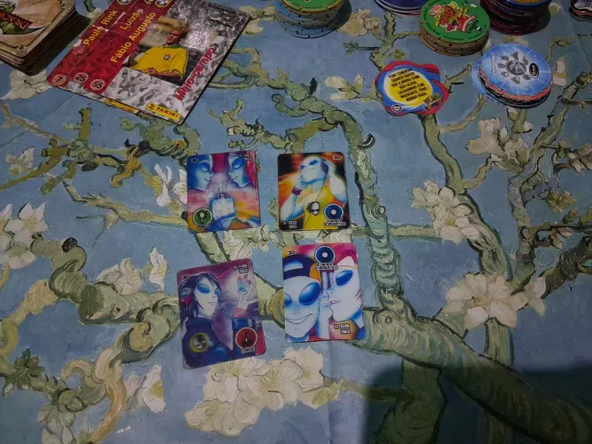 Lote de Cards Aliens elma chips