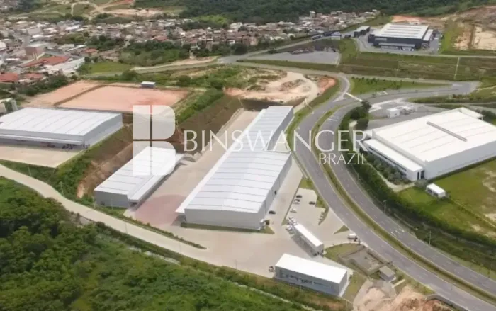 Imóvel para aluguel tem 919 metros quadrados em Amazonas - Betim - MG