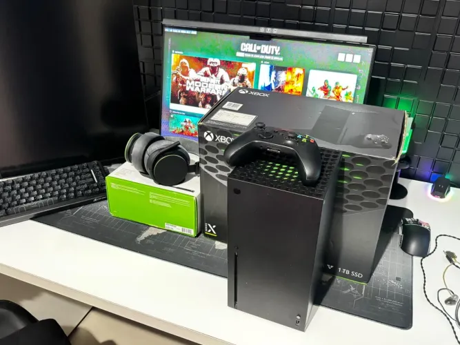 Xbox séries X 1 TB com fone Premium