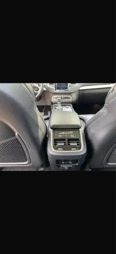 Volvo XC 90 D-5 Momentum 2.0 235cv Diesel 5P 2020