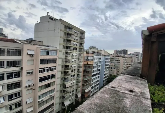 Cobertura quadra da Praia e Metrô