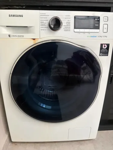 Lava e seca