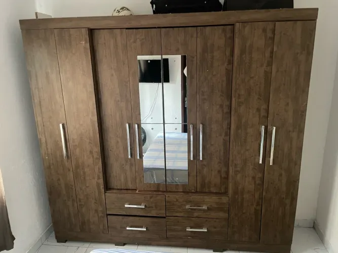 Guarda Roupa
