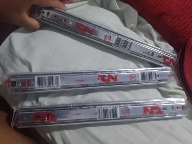 CORREDIÇAS DE GAVETAS NOVAS 