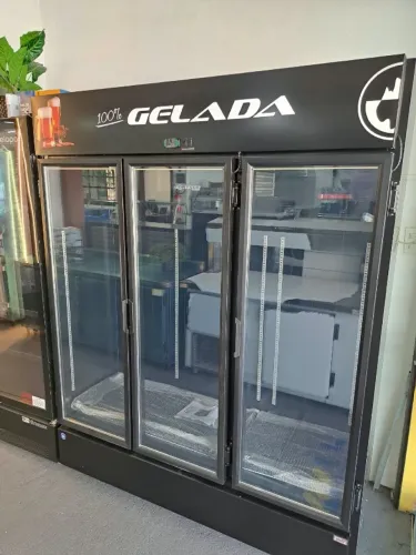 ac cervejeira 3 portas total black com vidro aquecido pra não embaçar